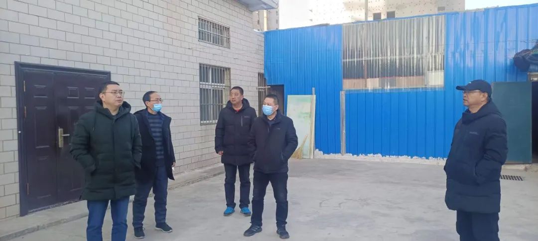 上,班,第,一天,公司,領導,到,一線,檢查,慰問, . 上班第一天，公司領導到一線檢查慰問